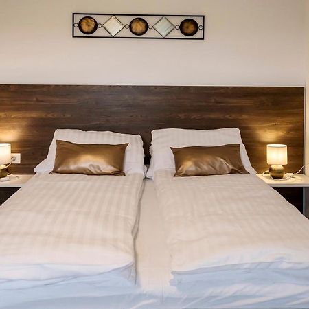 Apartments Vila Apolonia Ljubljana Ngoại thất bức ảnh