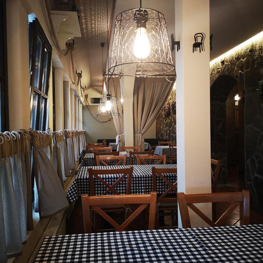Apartments Vila Apolonia Ljubljana Ngoại thất bức ảnh