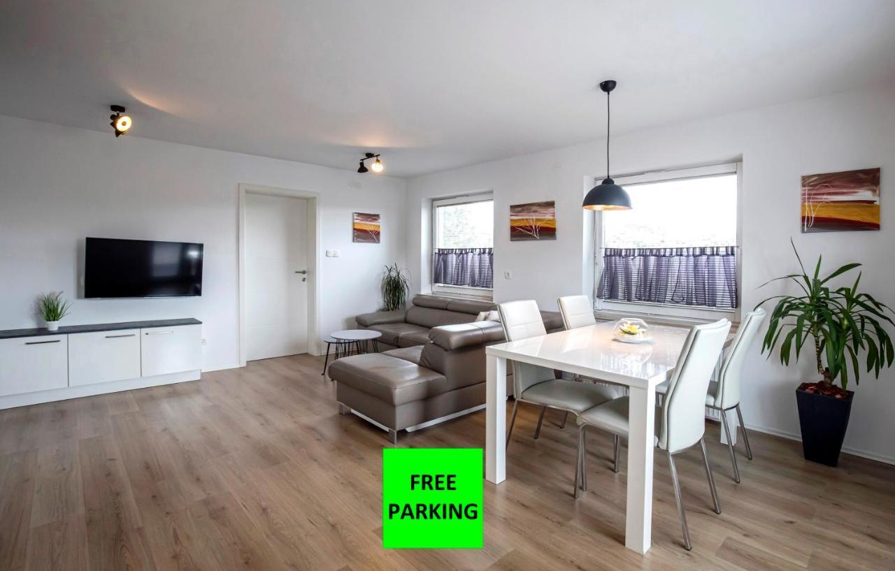 Apartments Vila Apolonia Ljubljana Ngoại thất bức ảnh