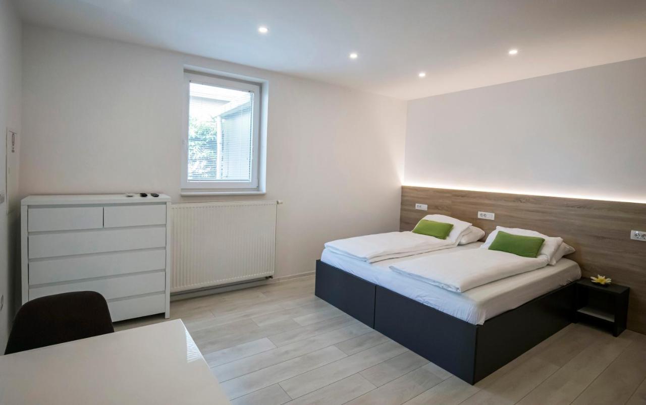 Apartments Vila Apolonia Ljubljana Ngoại thất bức ảnh