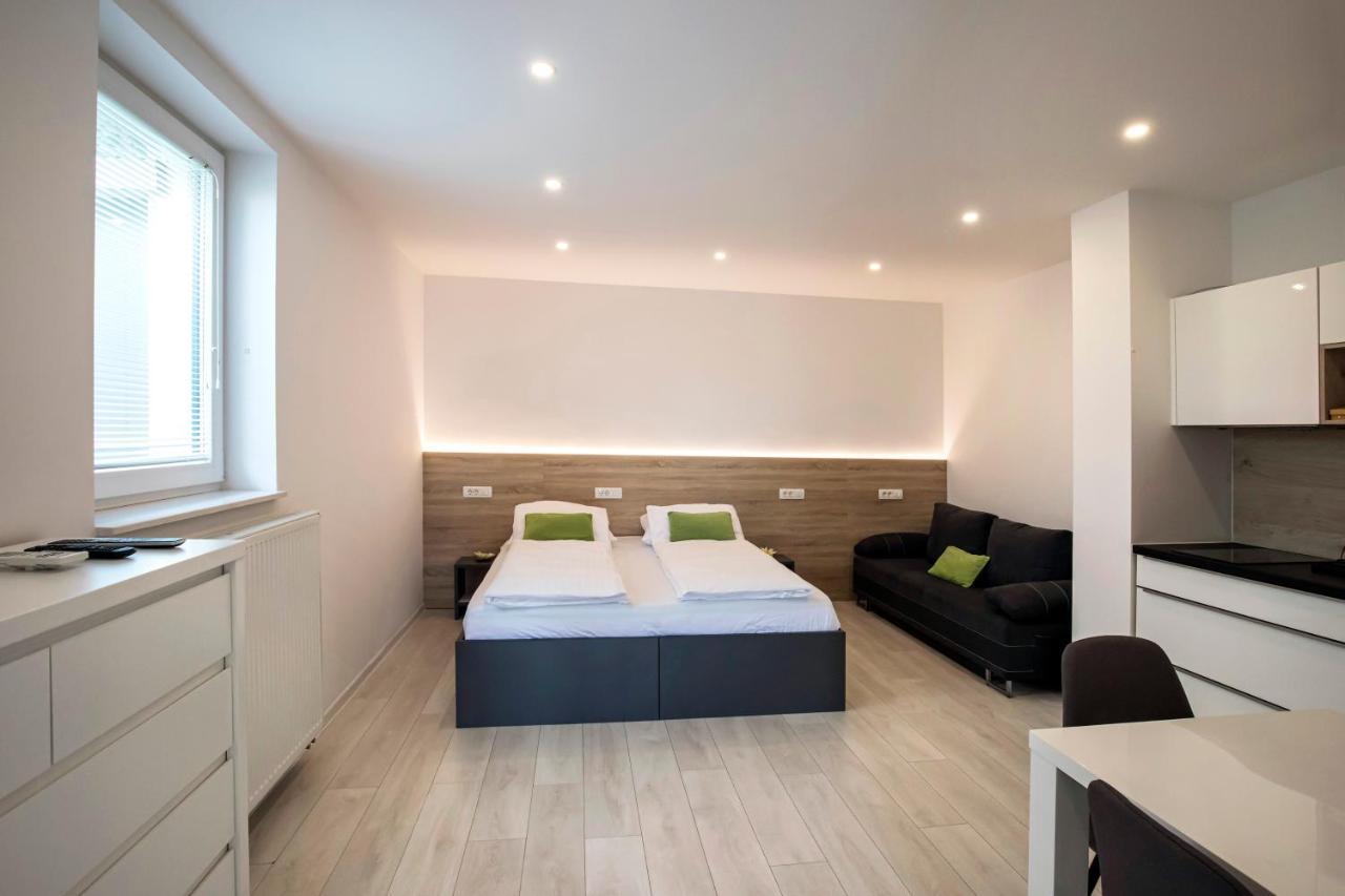 Apartments Vila Apolonia Ljubljana Ngoại thất bức ảnh