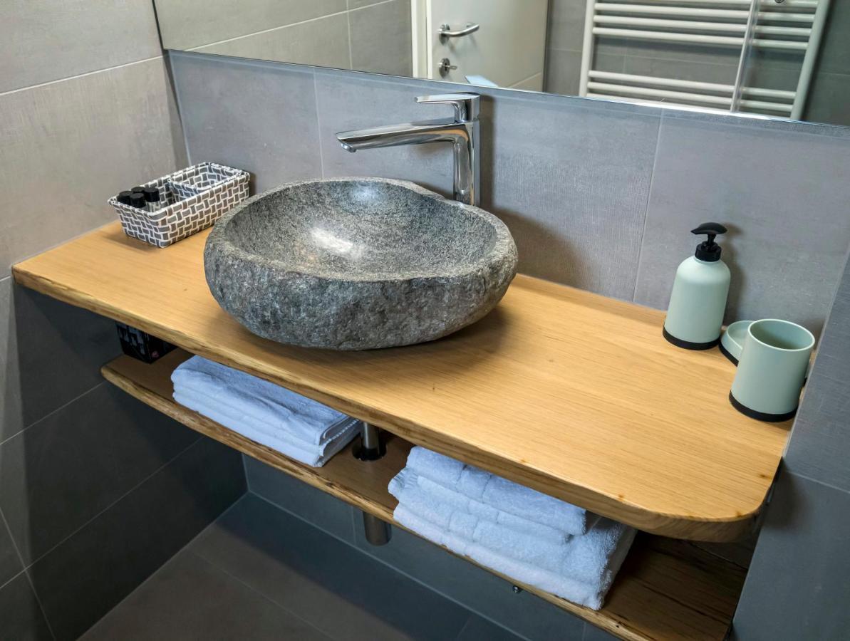 Apartments Vila Apolonia Ljubljana Ngoại thất bức ảnh