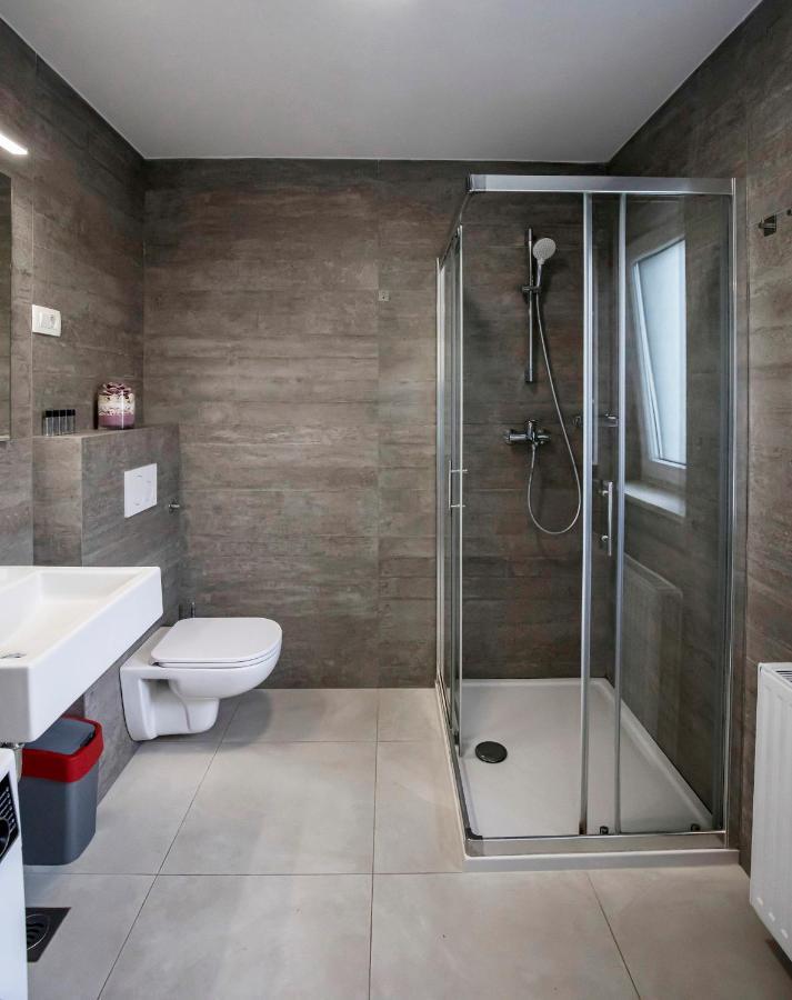 Apartments Vila Apolonia Ljubljana Ngoại thất bức ảnh